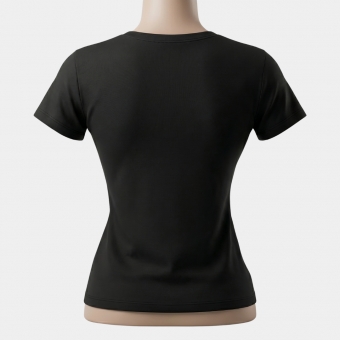CAMISETA PRETA FEMININA LOGO EMBORRACHADA